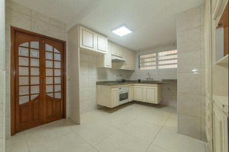 Casa para alugar com 150m², 3 quartos e 2 vagasCozinha