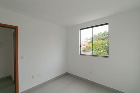 Casa à venda com 163m², 3 quartos e 2 vagas