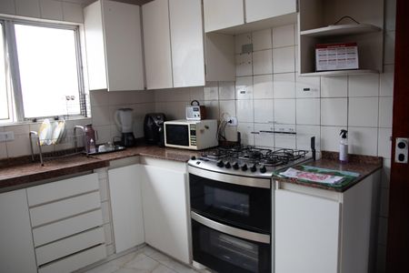 Apartamento para alugar com 150m², 4 quartos e 2 vagasCozinha e Área de Serviço