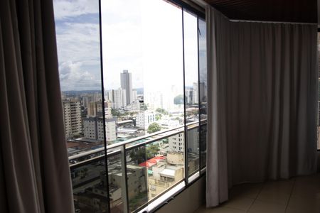 Varanda de apartamento para alugar com 4 quartos, 150m² em Setor Aeroporto, Goiânia