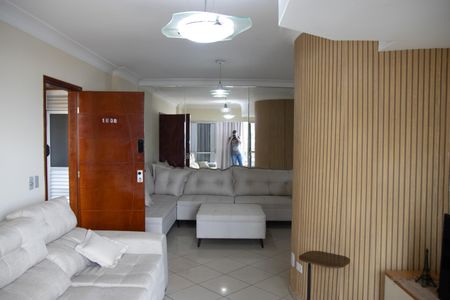 Apartamento para alugar com 150m², 4 quartos e 2 vagasSala