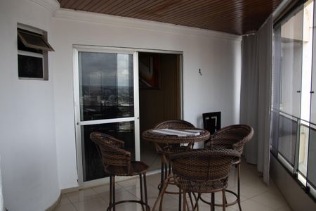 Varanda de apartamento para alugar com 4 quartos, 150m² em Setor Aeroporto, Goiânia