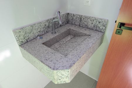 Casa à venda com 152m², 3 quartos e 1 vagaBanheiro Social