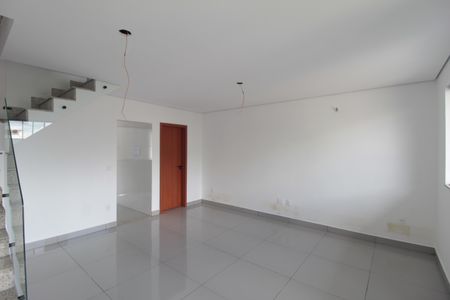 Casa à venda com 152m², 3 quartos e 1 vagaSala