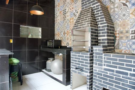 Casa à venda com 351m², 2 quartos e 1 vaga