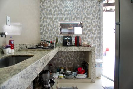 Casa à venda com 351m², 2 quartos e 1 vaga