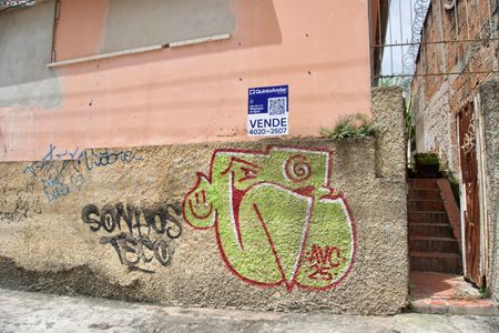 Casa à venda com 351m², 2 quartos e 1 vaga