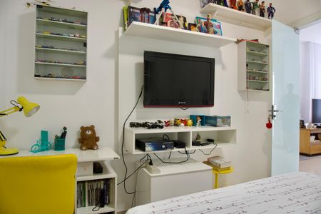 Casa à venda com 2 quartos, 351m² em Santa Tereza, Belo Horizonte