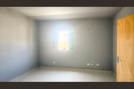 Casa à venda com 250m², 6 quartos e sem vaga Casa à venda com 250m², 6 quartos e sem vagaQuarto