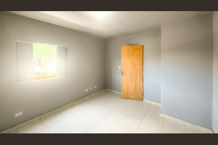 Casa à venda com 250m², 6 quartos e sem vaga Casa à venda com 250m², 6 quartos e sem vagaQuarto