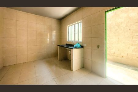 Casa à venda com 250m², 6 quartos e sem vaga Casa à venda com 250m², 6 quartos e sem vagaCozinha