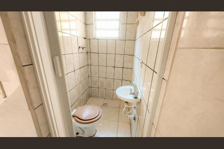 Casa à venda com 250m², 6 quartos e sem vaga Casa à venda com 250m², 6 quartos e sem vagaBanheiro