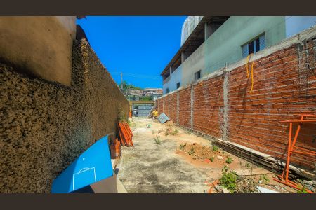 Casa à venda com 250m², 6 quartos e sem vaga Casa à venda com 250m², 6 quartos e sem vagaÁrea externa