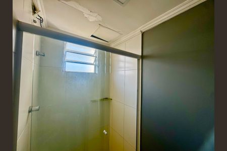 Apartamento para alugar com 47m², 2 quartos e 1 vaga Apartamento para alugar com 47m², 2 quartos e 1 vagaBanheiro