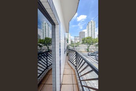 Casa para alugar com 40m², 2 quartos e sem vagaVaranda