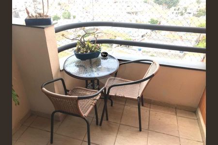 Apartamento à venda com 61m², 2 quartos e 1 vaga