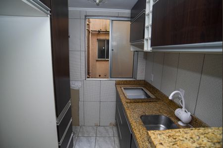 Cozinha de apartamento para alugar com 2 quartos, 38m² em Lomba do Pinheiro, Viamão