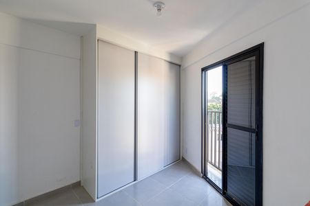 Quarto 2 de apartamento para alugar com 2 quartos, 38m² em Vila Santa Teresa, São Paulo