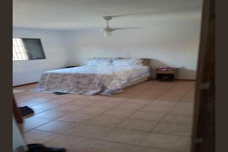 Casa à venda com 4 quartos, 140m² em Vila Londrina, São Paulo