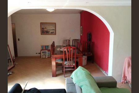 Casa à venda com 3 quartos, 315m² em Jardim Cidalia, São Paulo