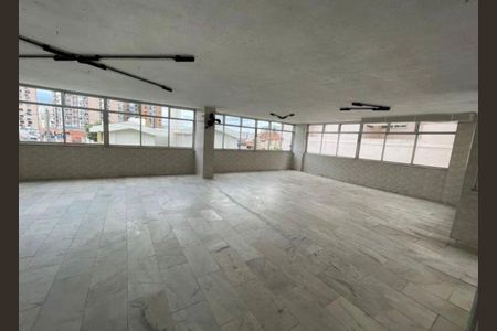 Apartamento para alugar com 67m², 2 quartos e 1 vagaSalão