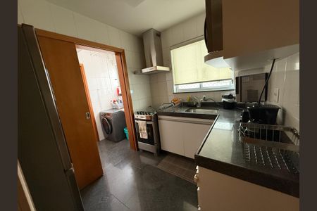 Apartamento à venda com 86m², 3 quartos e 2 vagasCozinha