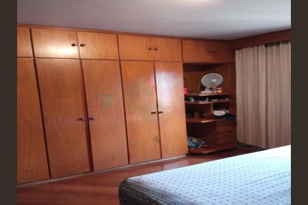 Casa à venda com 200m², 3 quartos e 3 vagas