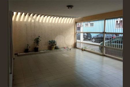 Casa à venda com 200m², 3 quartos e 3 vagas