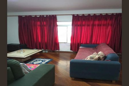 Casa à venda com 3 quartos, 200m² em Jardim Luanda, São Paulo