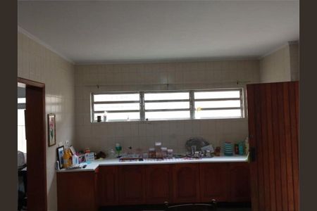 Casa à venda com 200m², 3 quartos e 3 vagas