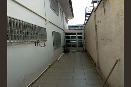Casa à venda com 200m², 3 quartos e 3 vagas