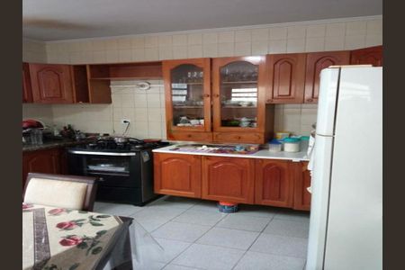 Casa à venda com 200m², 3 quartos e 3 vagas