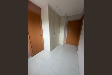 Quarto de apartamento para alugar com 2 quartos, 68m² em Marapé, Santos