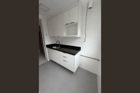 Apartamento para alugar com 68m², 2 quartos e 1 vagaCozinha