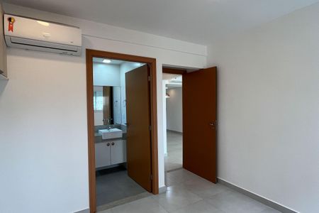 Suite de apartamento para alugar com 2 quartos, 68m² em Marapé, Santos