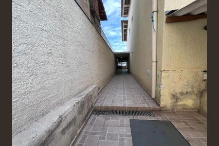 Casa à venda com 109m², 2 quartos e 2 vagas
