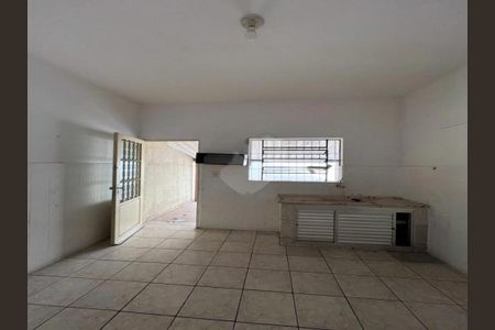 Casa à venda com 109m², 2 quartos e 2 vagas
