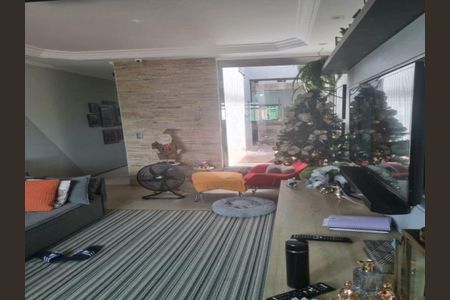 Casa à venda com 3 quartos, 300m² em Vila Ré, São Paulo