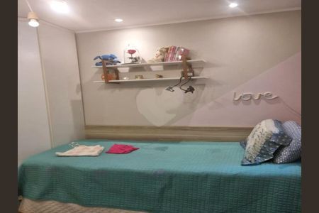 Casa à venda com 3 quartos, 300m² em Vila Ré, São Paulo