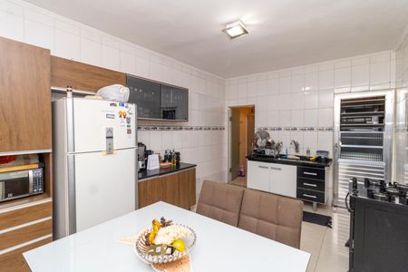 Cozinha de casa para alugar com 3 quartos, 80m² em Jardim Brasil (zona Norte), São Paulo