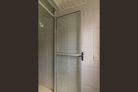 Apartamento para alugar com 57m², 3 quartos e sem vaga