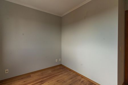 Apartamento para alugar com 57m², 3 quartos e sem vaga