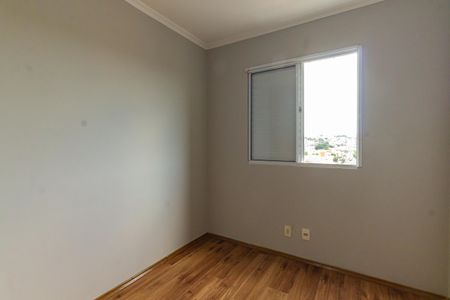 Apartamento para alugar com 57m², 3 quartos e sem vaga