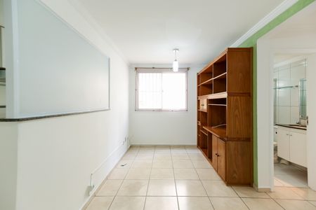 Sala de apartamento para alugar com 2 quartos, 52m² em Cidade dos Bandeirantes, São Paulo
