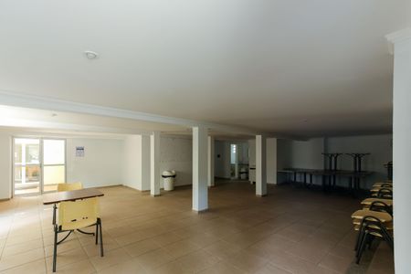 Apartamento para alugar com 52m², 2 quartos e 1 vaga Apartamento para alugar com 52m², 2 quartos e 1 vagaÁrea comum - Salão de festas