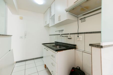 Apartamento para alugar com 52m², 2 quartos e 1 vaga Apartamento para alugar com 52m², 2 quartos e 1 vagaCozinha e Área de Serviço