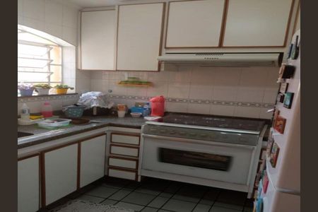 Casa à venda com 146m², 3 quartos e 2 vagas