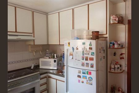 Casa à venda com 146m², 3 quartos e 2 vagas