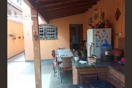 Casa à venda com 146m², 3 quartos e 2 vagas