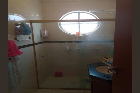 Casa à venda com 146m², 3 quartos e 2 vagas